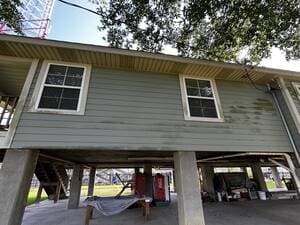 {{ custom_values.service_1 }} in {{custom_values.area_4})