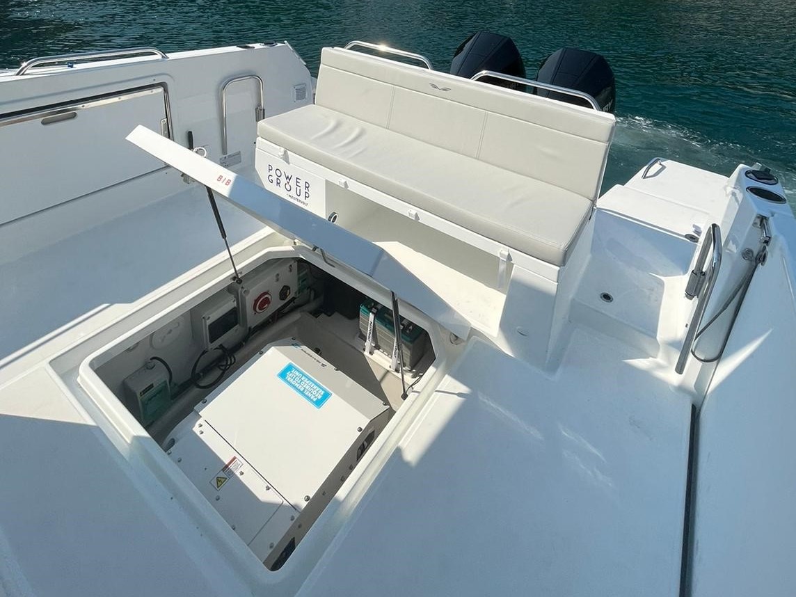 Seakeeper gyro installed