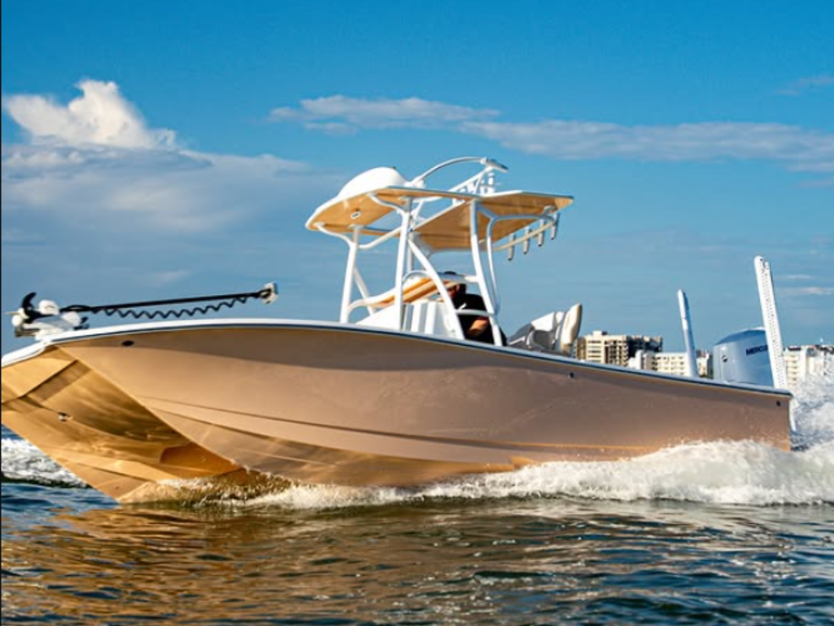 Broadwater 25 Bay Cat