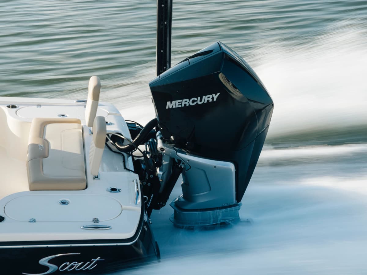 Mercury outboard running