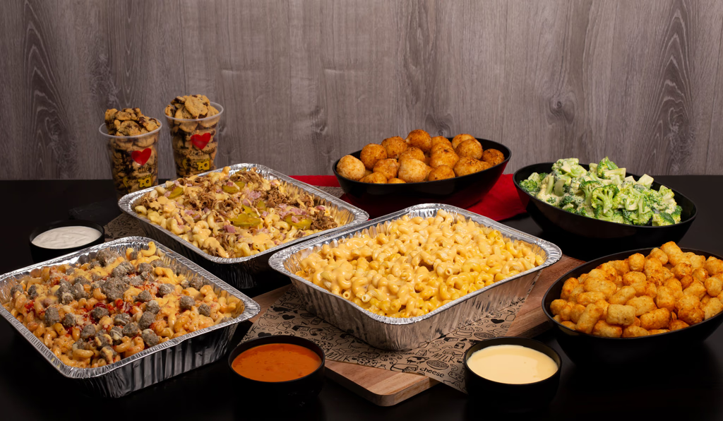 Southern Twist catering spread – fried chicken, mac and cheese, cornbread