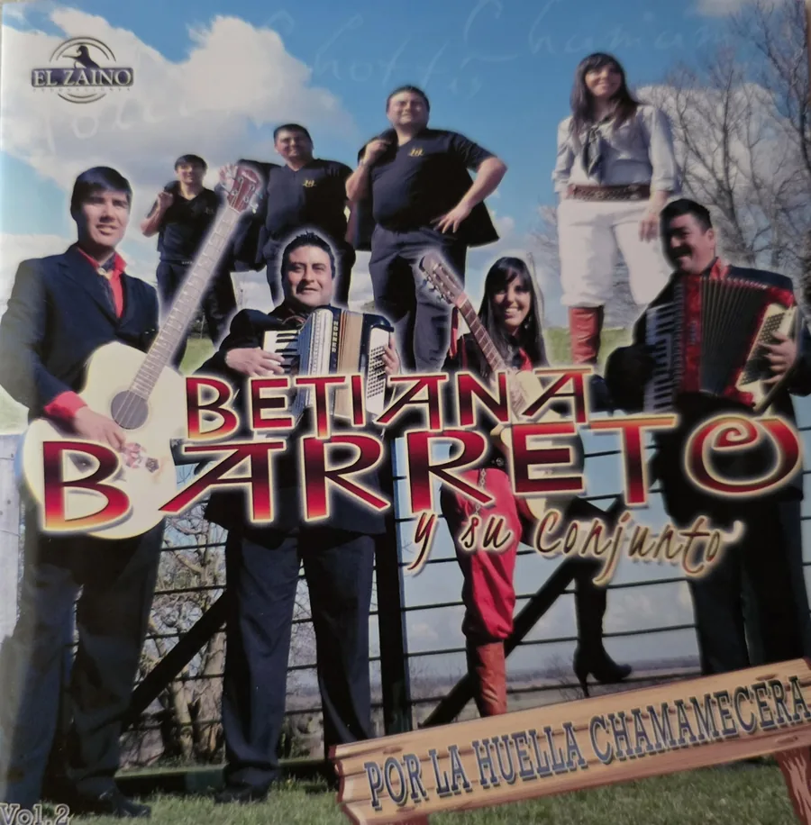 Tapa del disco Por la huella chamamecera, de Betiana Barreto y su conjunto (2008)