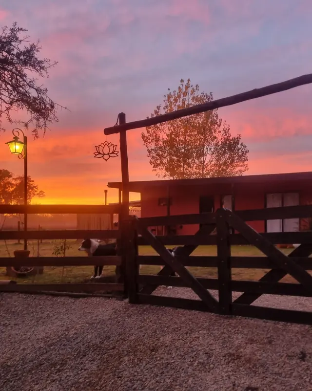 Atardecer en el portón