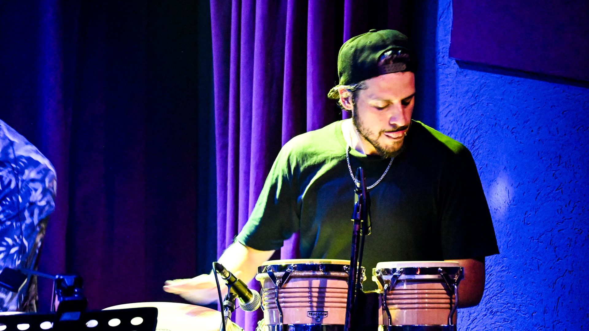 Marco Manduca, percusión