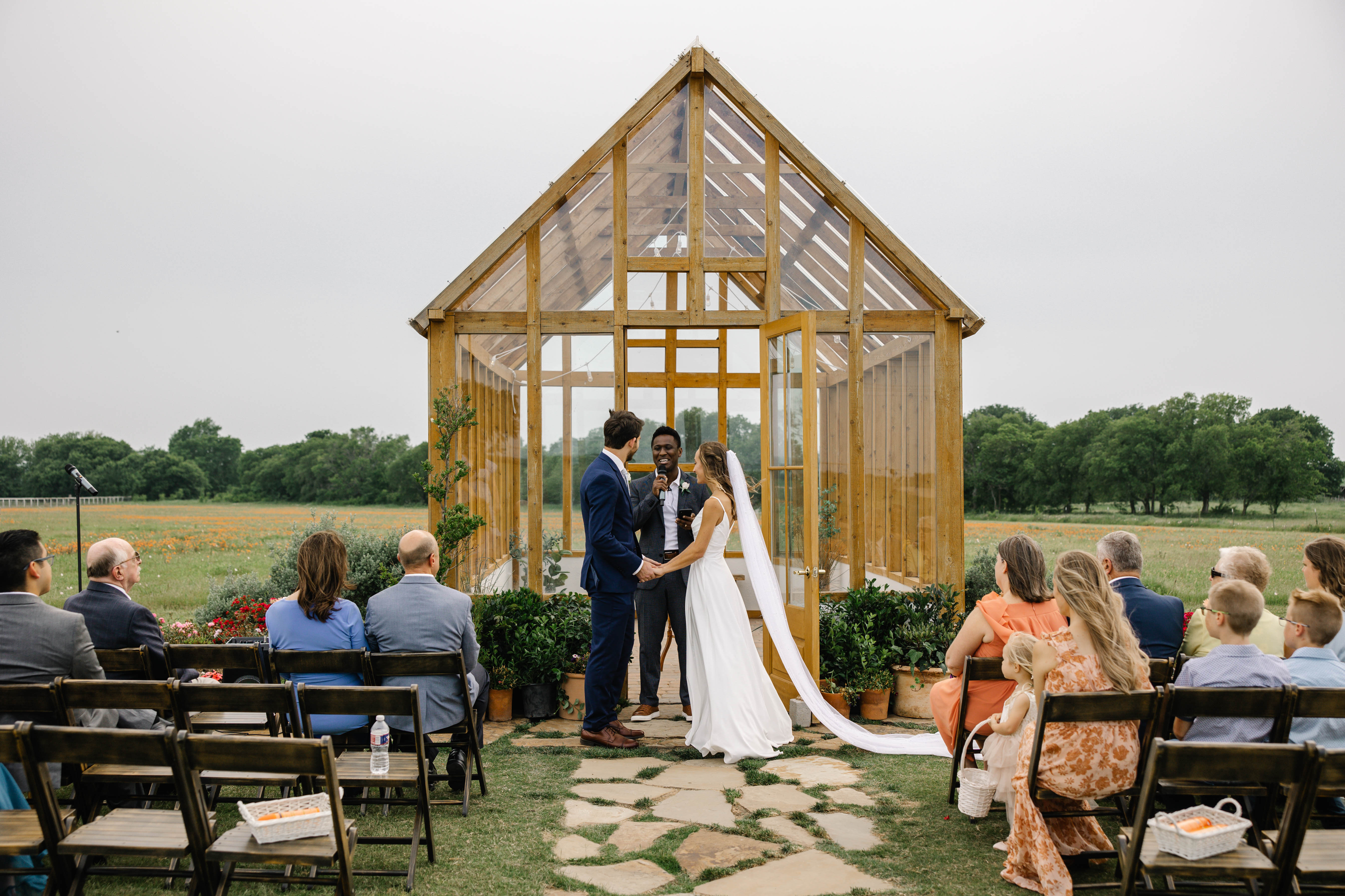 How to Plan a Wedding Under $10,000 Without Feeling Like You’re Cutting Everything How to Plan a Wedding Under $10,000 Without Feeling Like You’re Cutting Everything