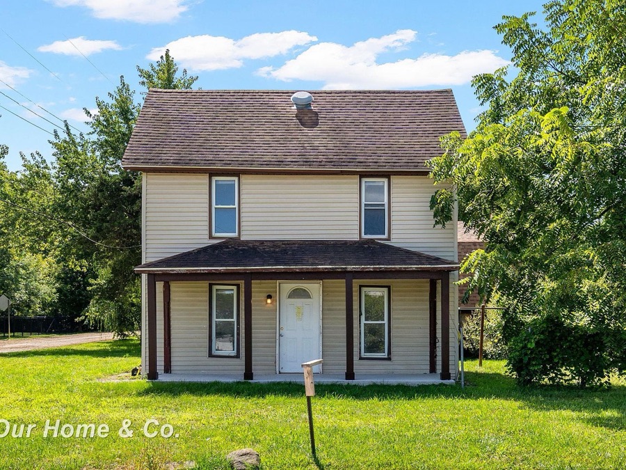 36505 Bismark Rd, New Boston MI