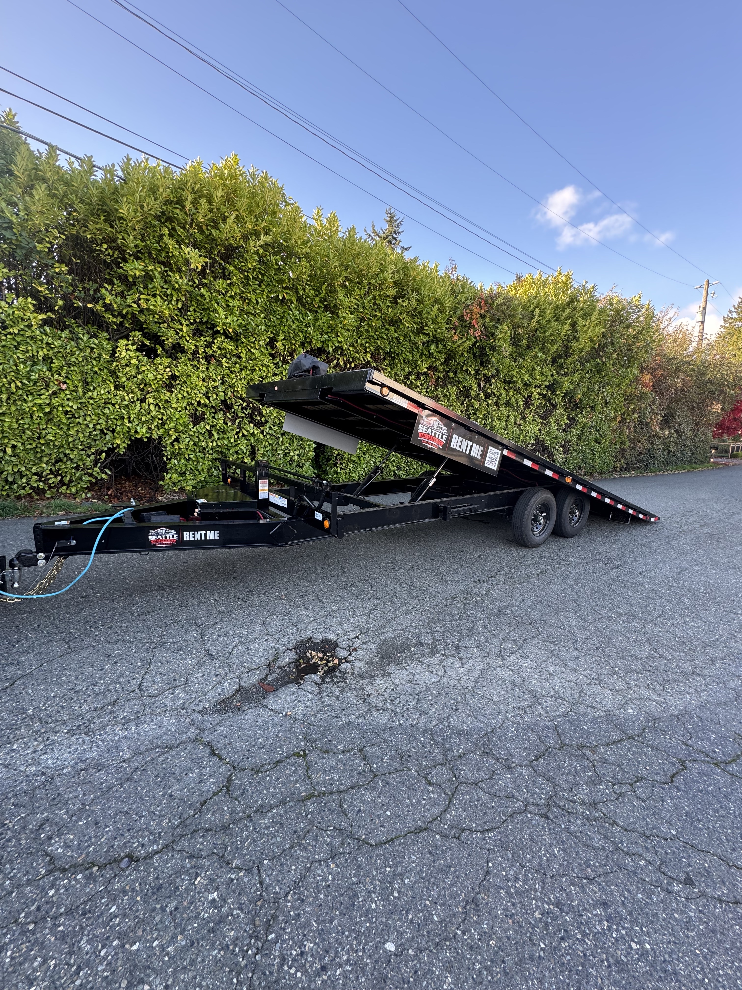 22' deck over tilt – rear view