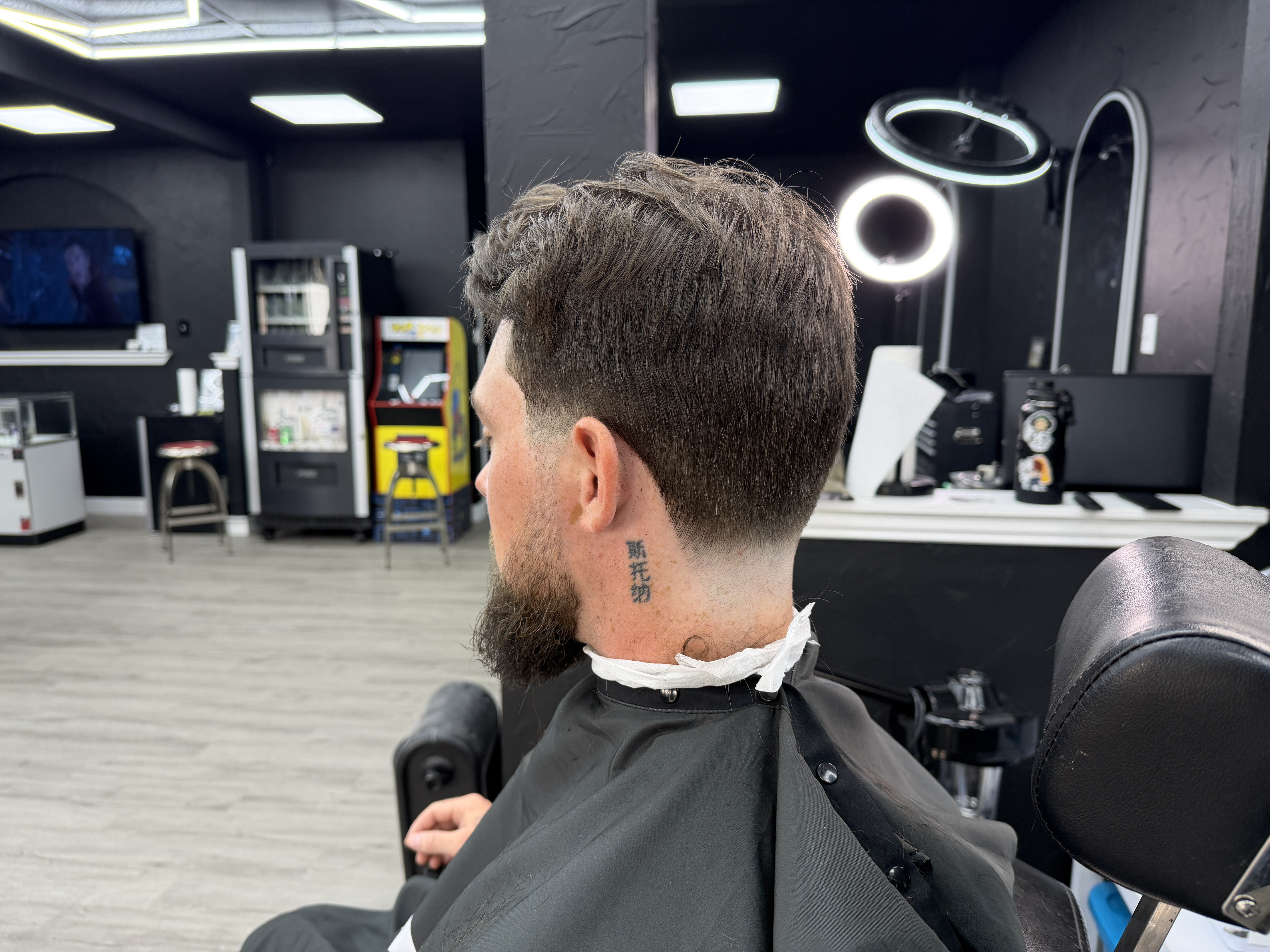 Clean taper and lineup by Zacc Mitchell DFW barber