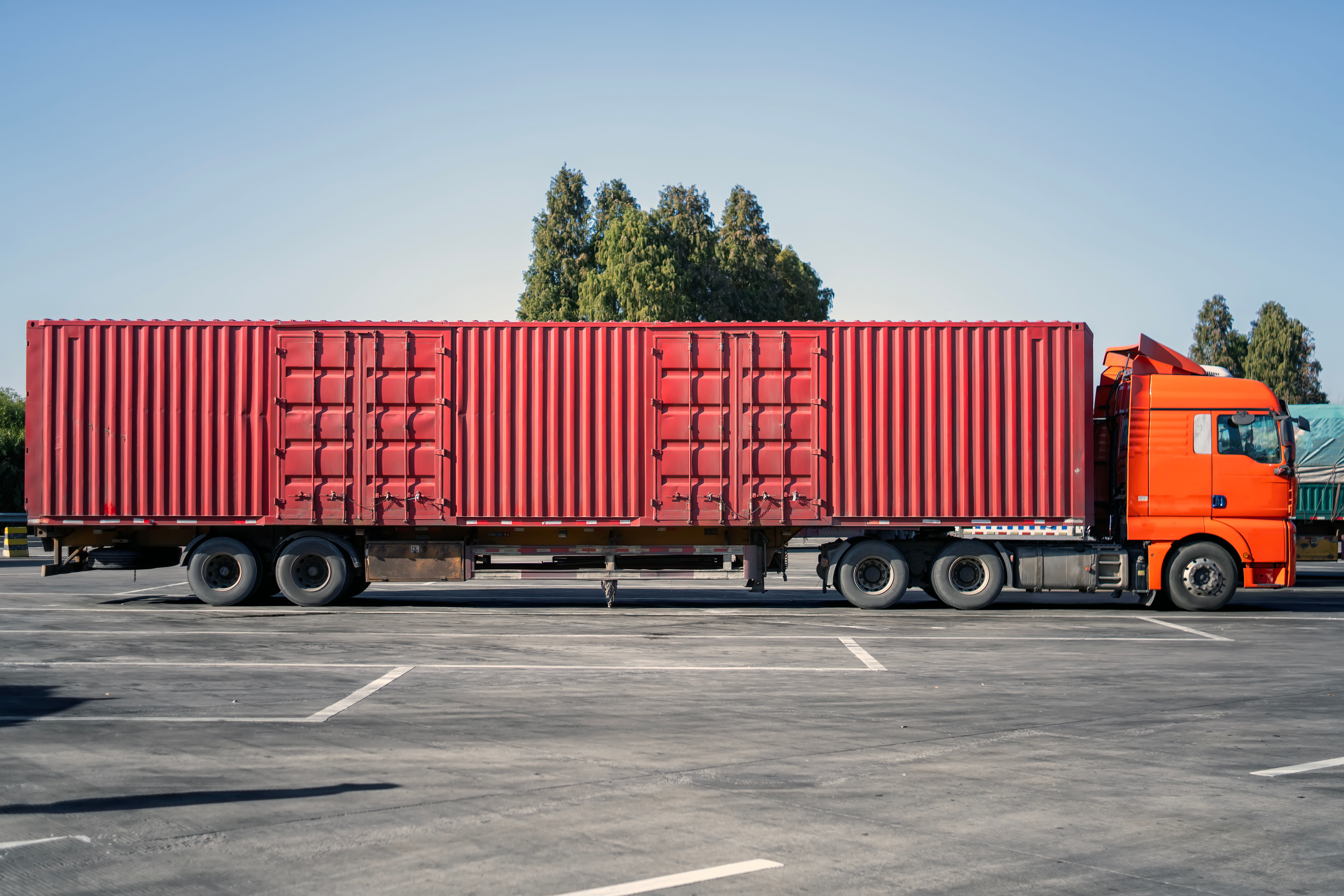 RMA Fleet DOT certified storage trailers available for same-day rental in Fairfield, OH