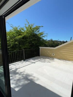 {{ custom_values.service_3 }} in {{custom_values.area_3})