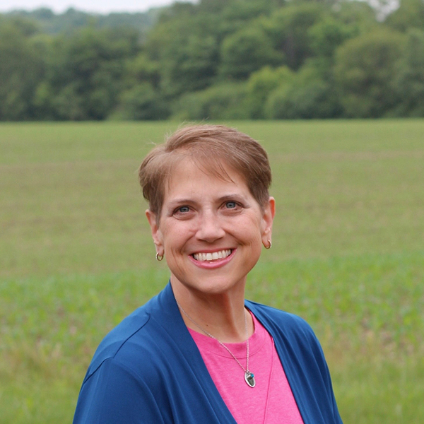 lisa-knutson-pharmacist-picture