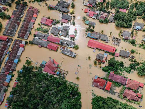 Flood Insurance Under Construction in Naples