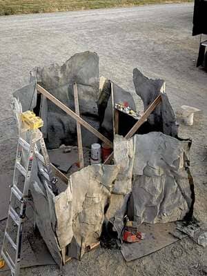 {{ custom_values.service_1 }} in {{custom_values.area_4})