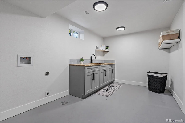 Laundry Room Remodeling