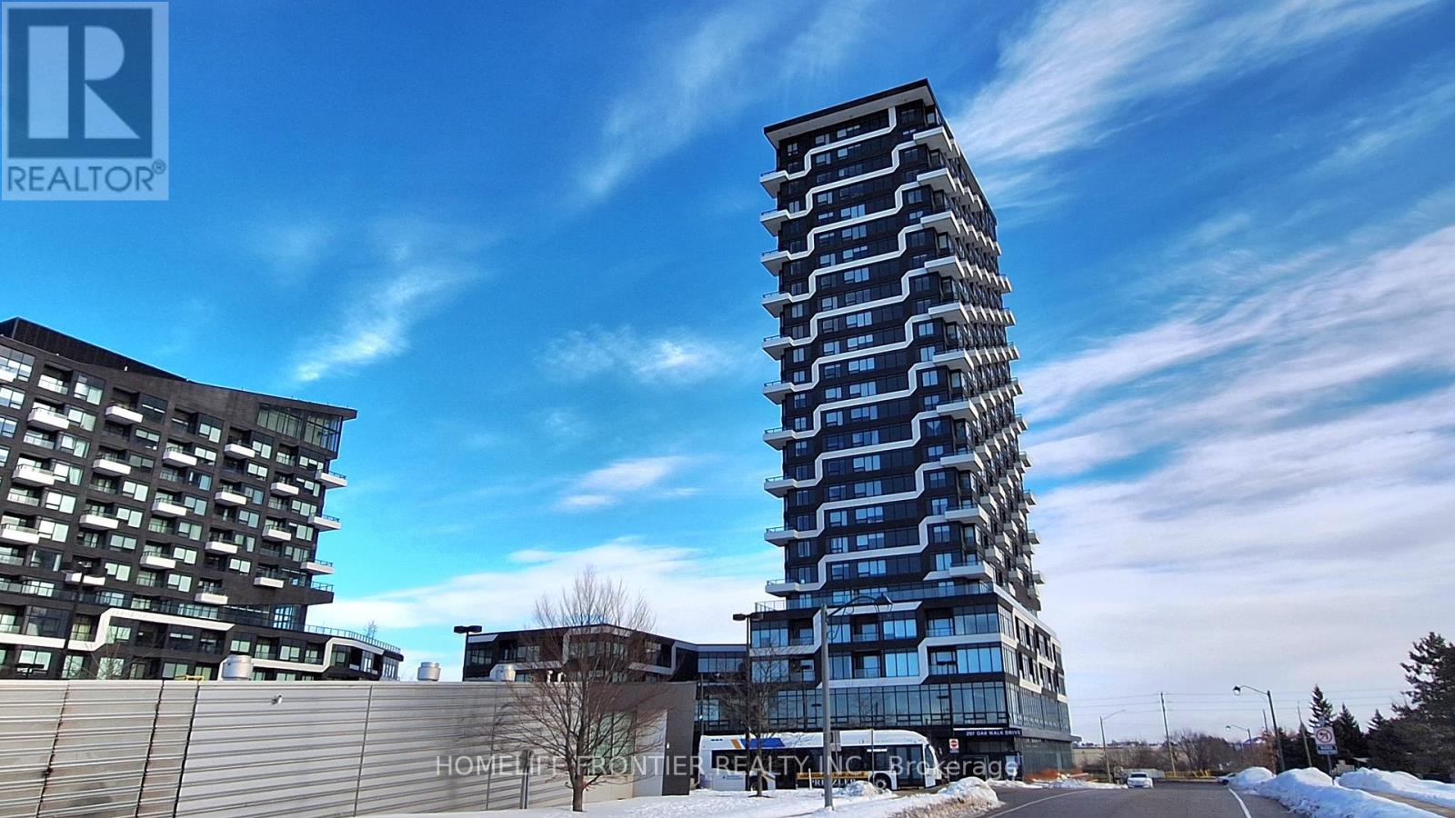 297 Oakwalk Drive For Rent building