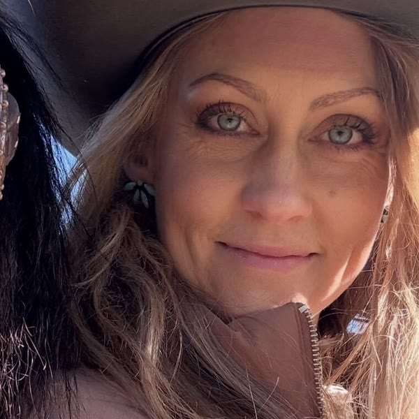 Kelli Crowley with her horse