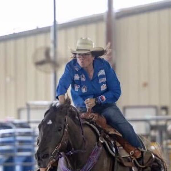 Sherry McKenzie running barrels