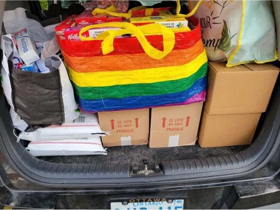 Feed Canada community food bank in Ottawa
