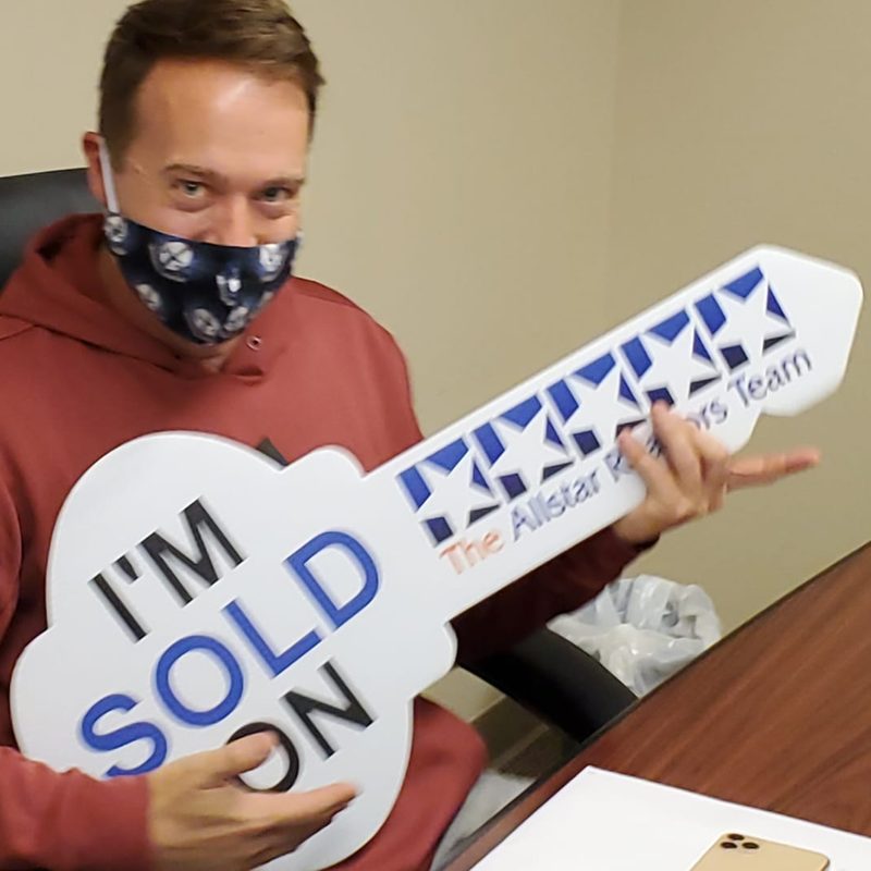 Happy client with Carlo Gobba on closing day