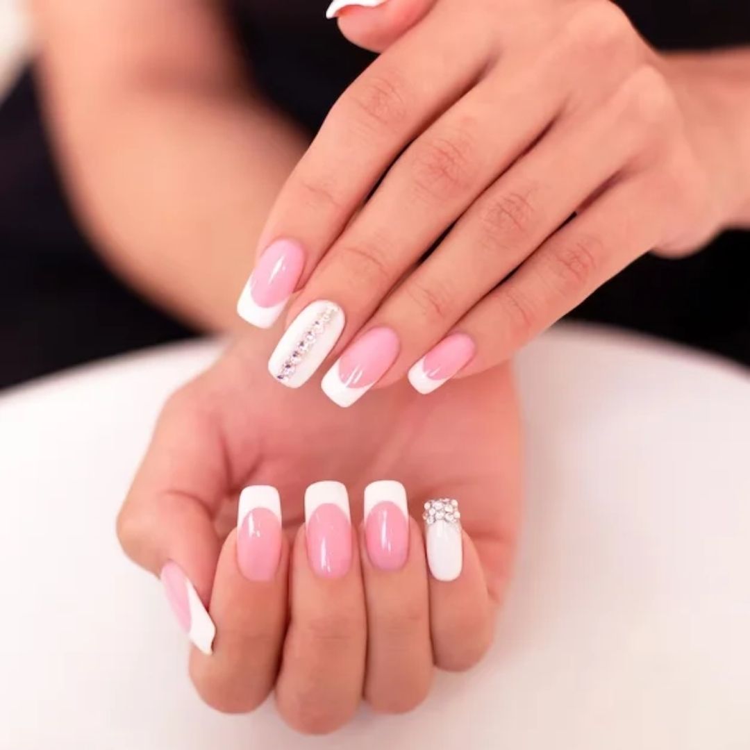 Corso di ricostruzione unghie e manicure SEM