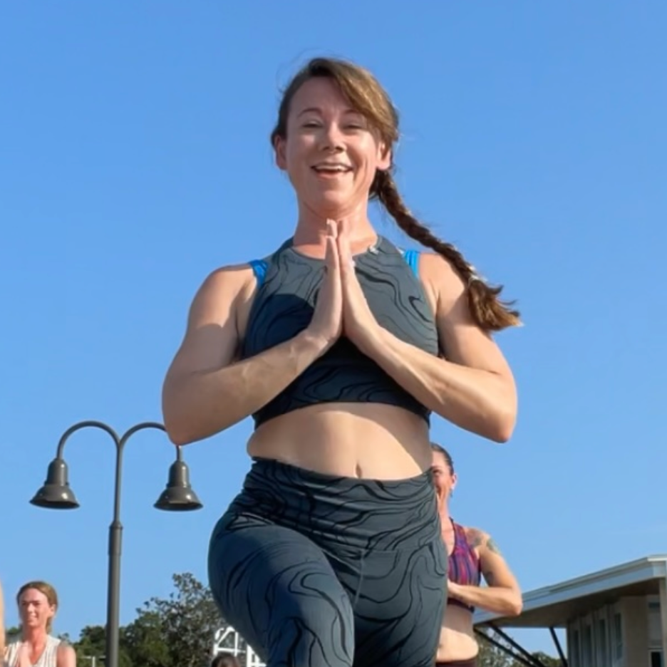 Eyvie, Yoga Teacher