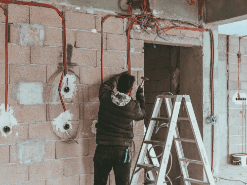 Tracy Car Charger Installing