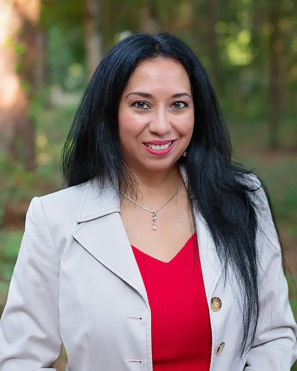 Yenitzel Figueroa — CMO & Co-Founder