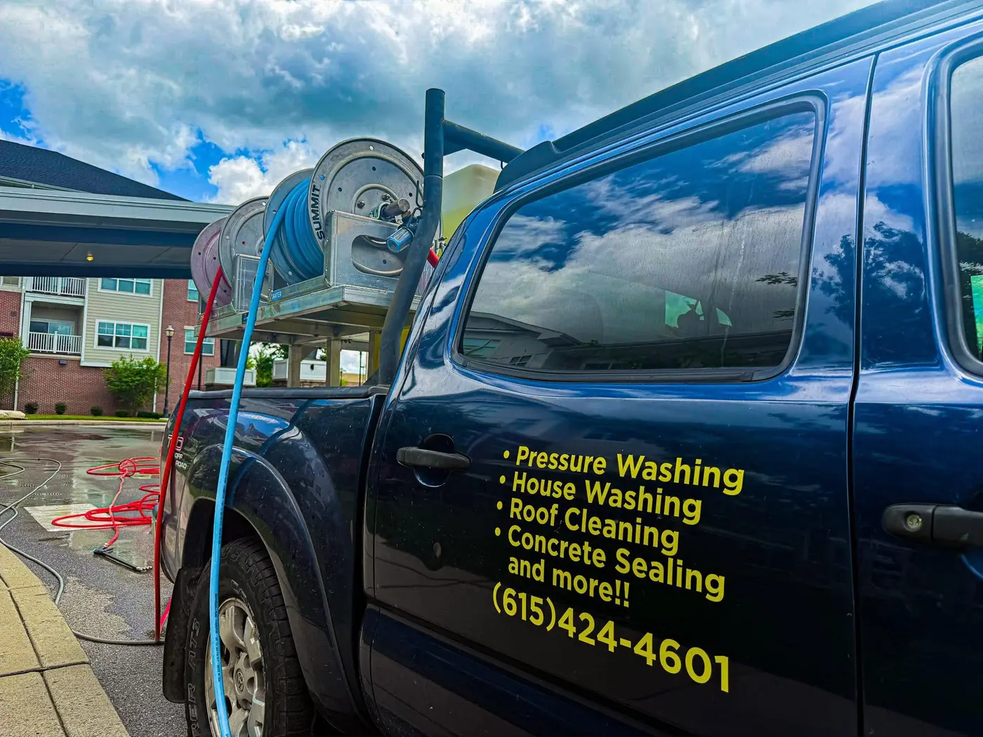 Wash Wizard Pressure Cleaning work truck