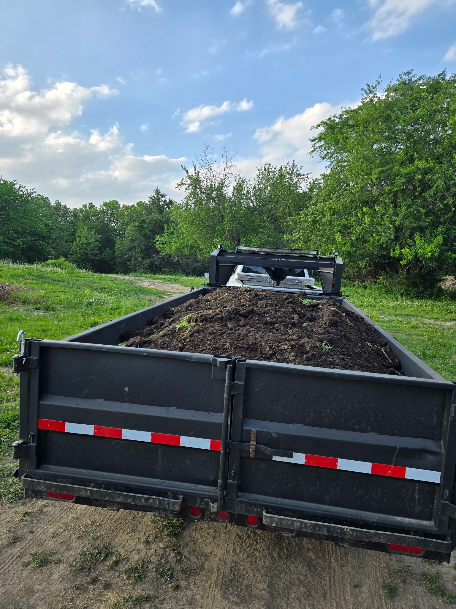 Dirt removal, grading, and site preparation in Oak Grove, MO