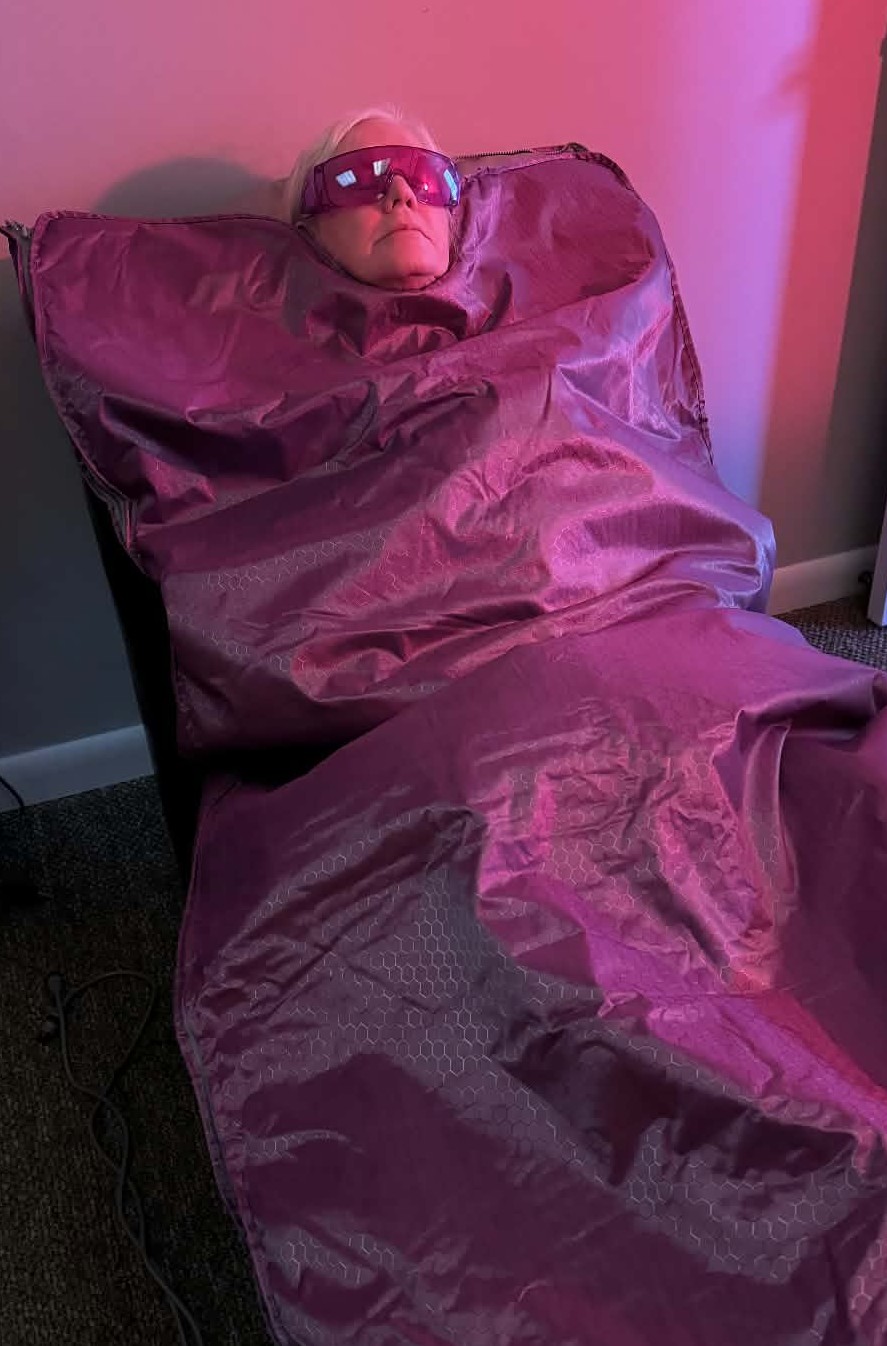 Sauna Blanket with Color Therapy Glasses