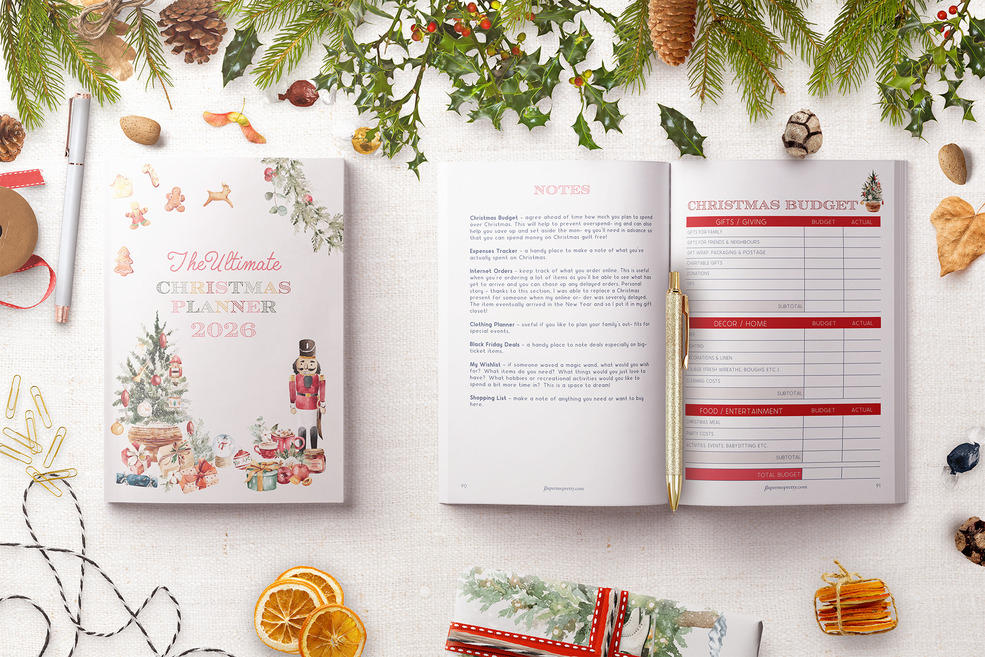 Christmas Budget pages inside the planner