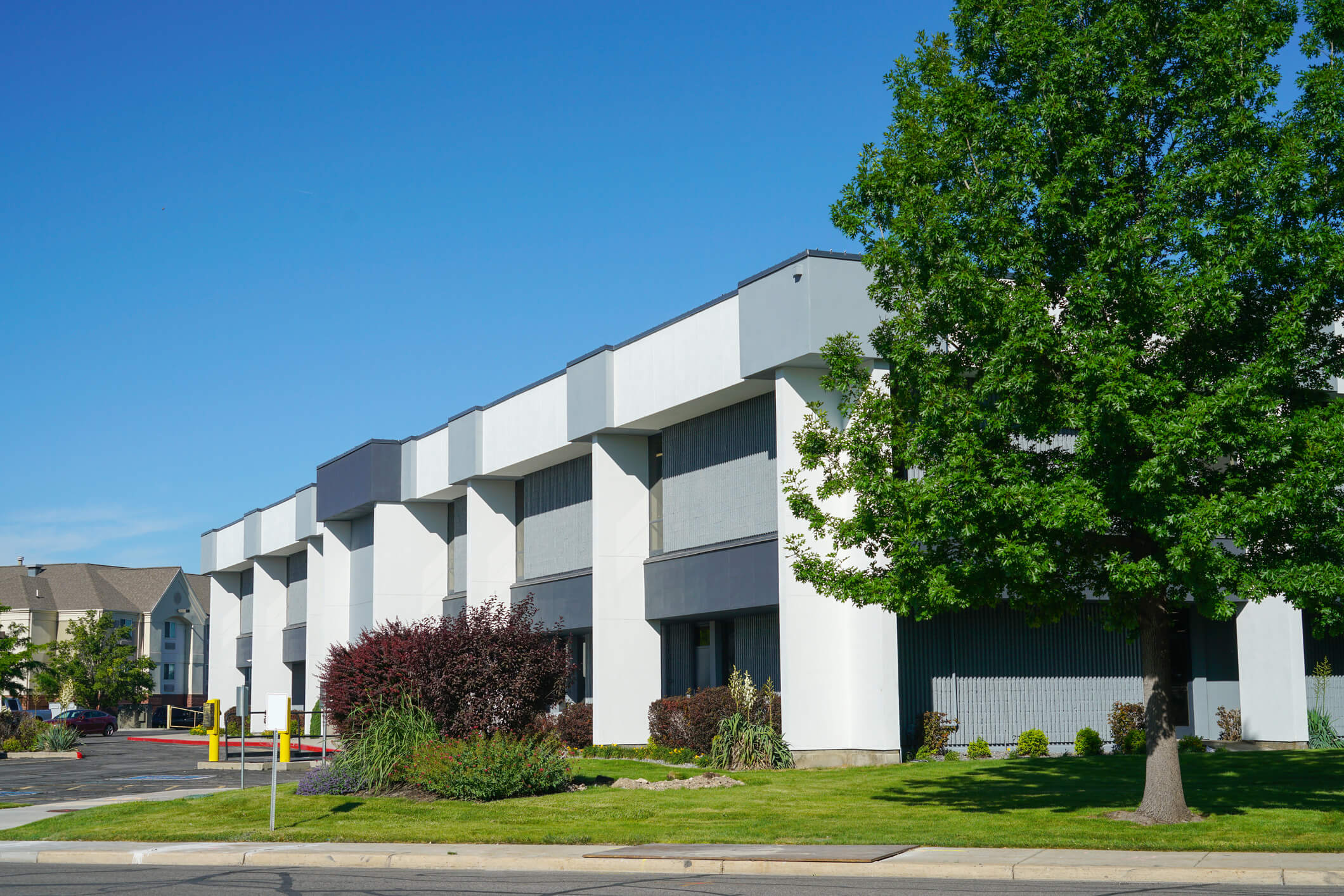Multi-tenant commercial park