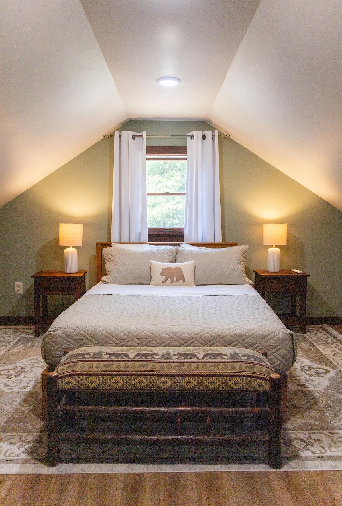 Bedroom 2 — upstairs Lake Placid Room with queen bed at The Overlook ADK