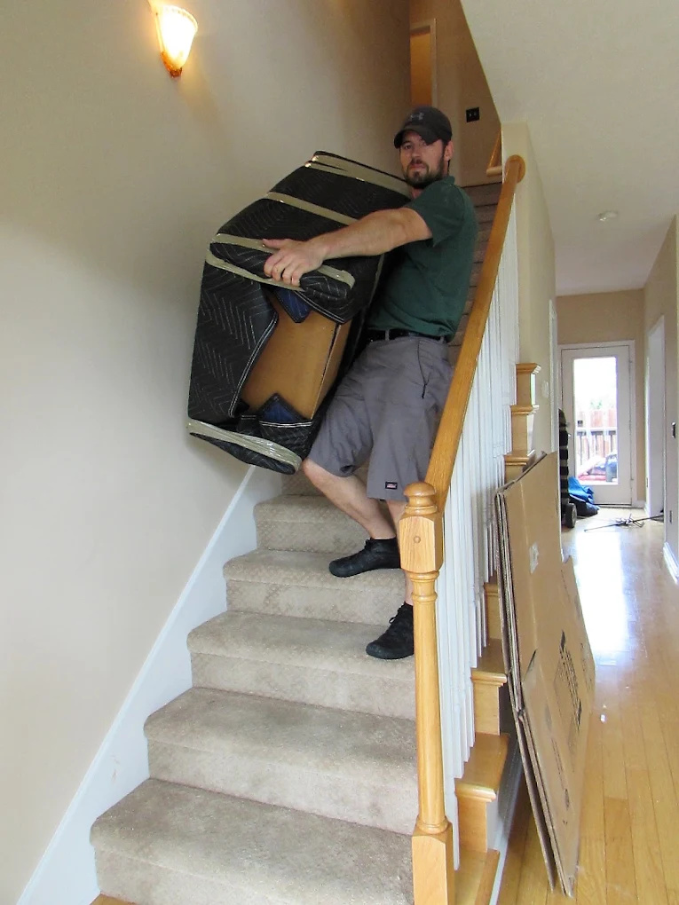 On The Move moving truck handling a residential home move in Middle Tennessee