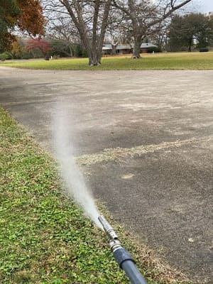 {{ custom_values.service_1 }} in {{custom_values.area_1})