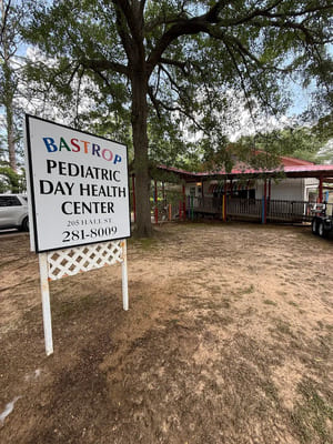 {{ custom_values.service_4 }} in {{custom_values.area_7})