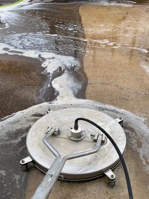 {{ custom_values.service_1 }} in {{custom_values.area_2})