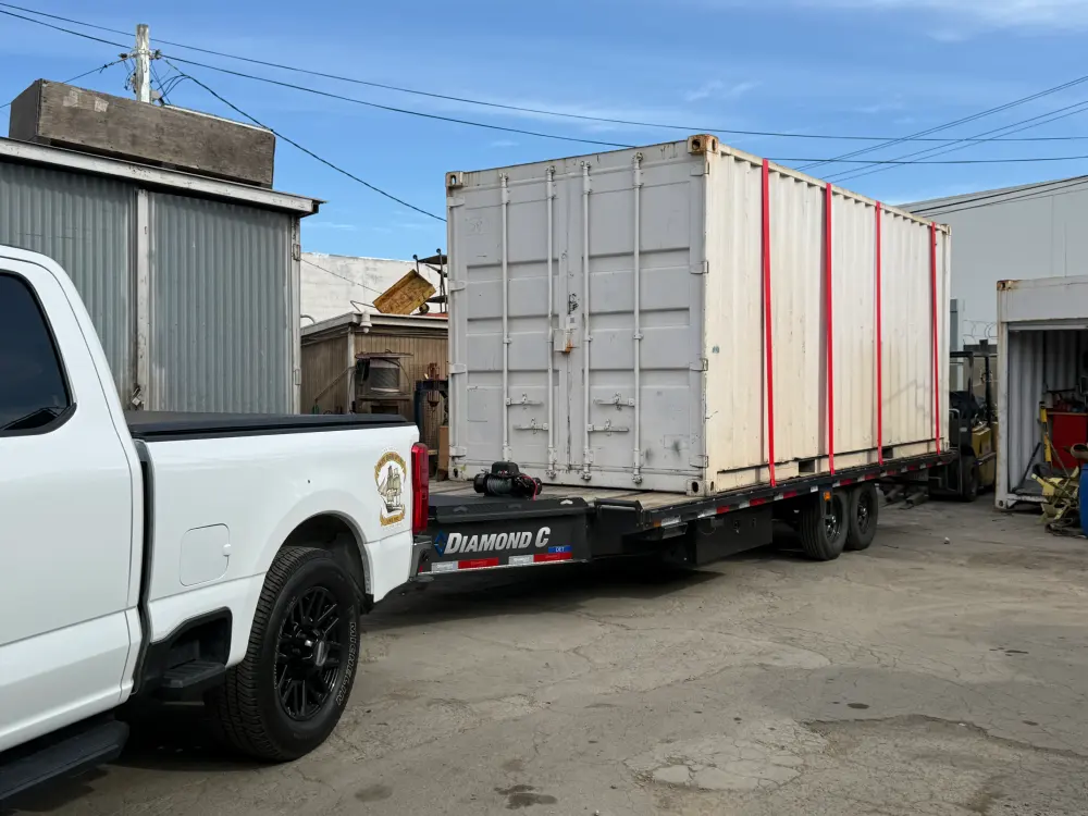 Deck-over tilt trailer 6