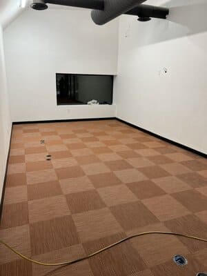 {{ custom_values.service_2 }} in {{custom_values.area_4})