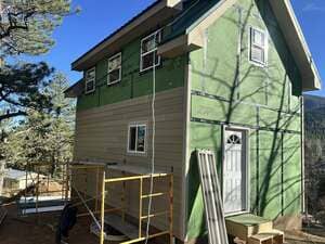 {{ custom_values.service_1 }} in {{custom_values.area_3})