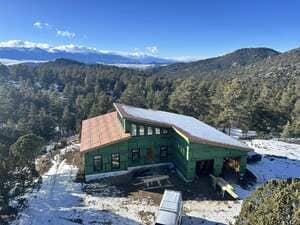 {{ custom_values.service_1 }} in {{custom_values.area_6})