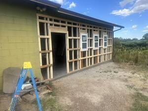 {{ custom_values.service_3 }} in {{custom_values.area_3})