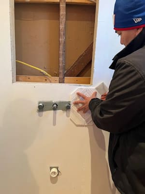 {{ custom_values.service_3 }} in {{custom_values.area_3})