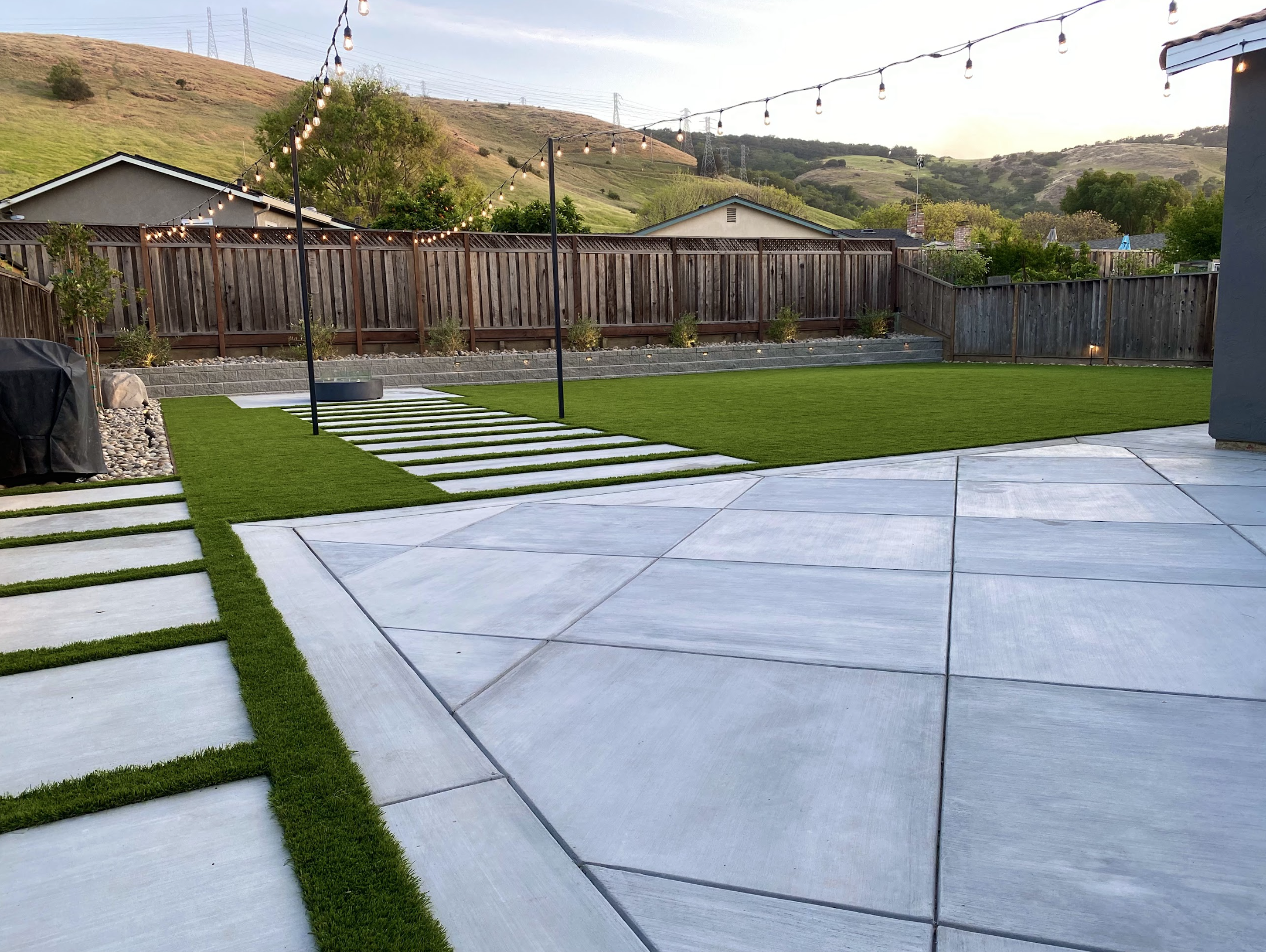Stamped concrete retaining wall — Davis County, Utah