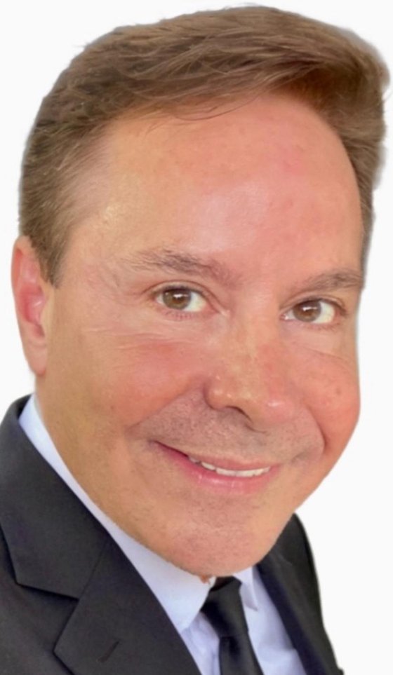 Edwin Rivera, corredor de bienes raíces
