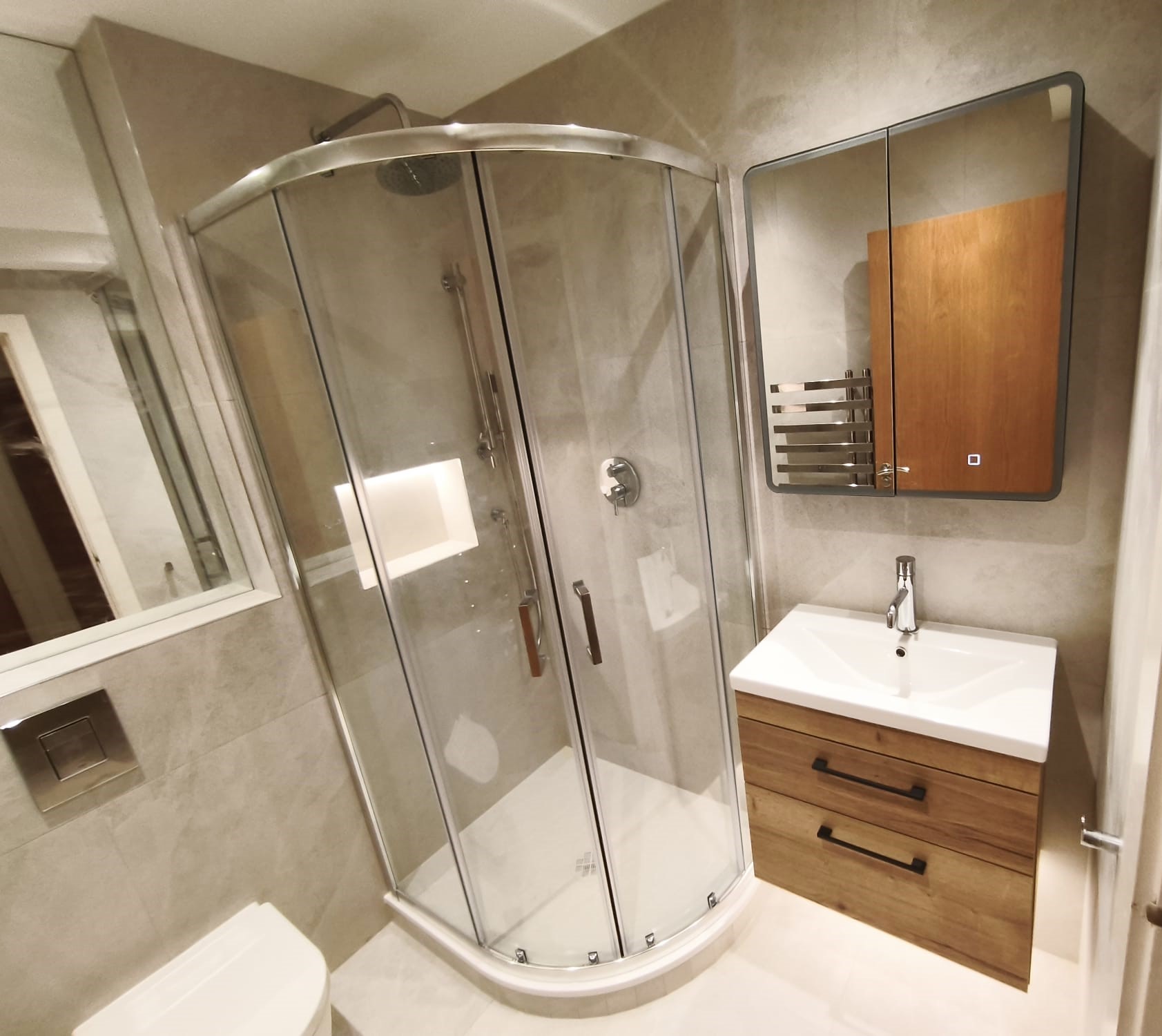 Practical shower layout for everyday bathroom use