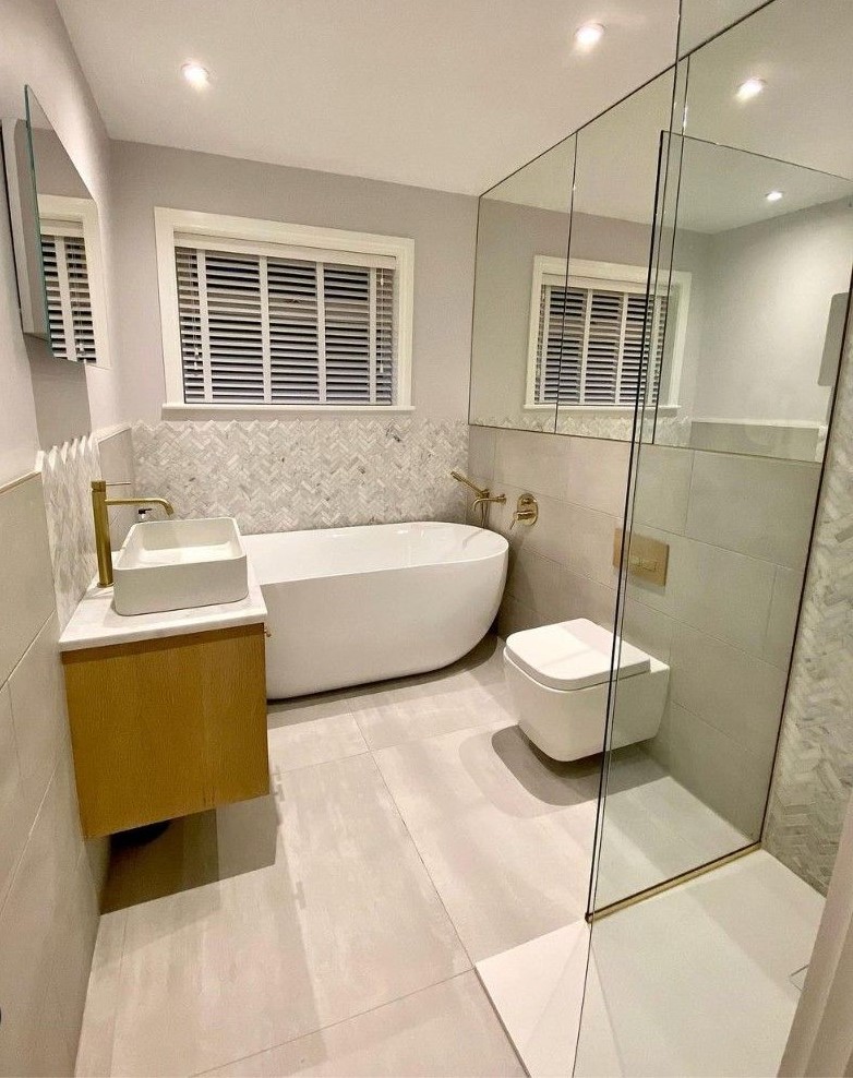 Bathroom layout improved by smart planning decisions