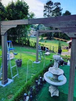 {{ custom_values.service_4 }} in {{custom_values.area_7})