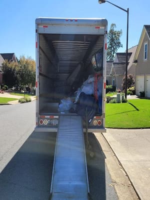 {{ custom_values.service_1 }} in {{custom_values.area_7})