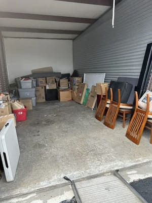 {{ custom_values.service_4 }} in {{custom_values.area_7})